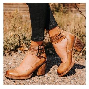 Freebird by Steven - Randi in Tan